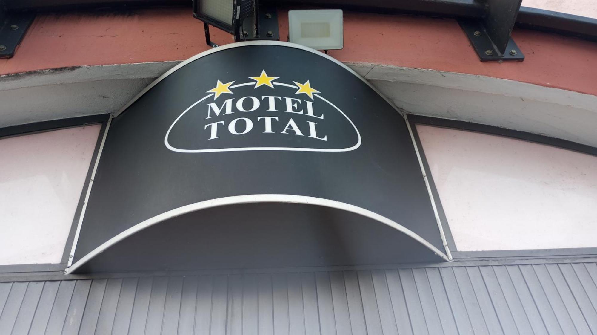 Sleep Well Hotel Total 2 Stelle 皮索涅 外观 照片